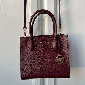 Michael Kors purse- used twice!